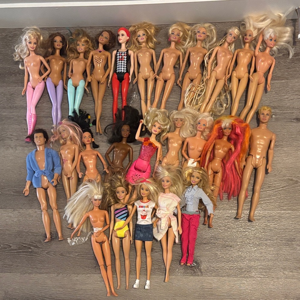 Mega Barbie lot
